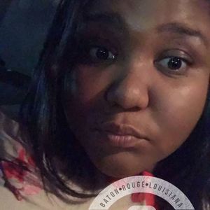 Meet your Posher, Ariel