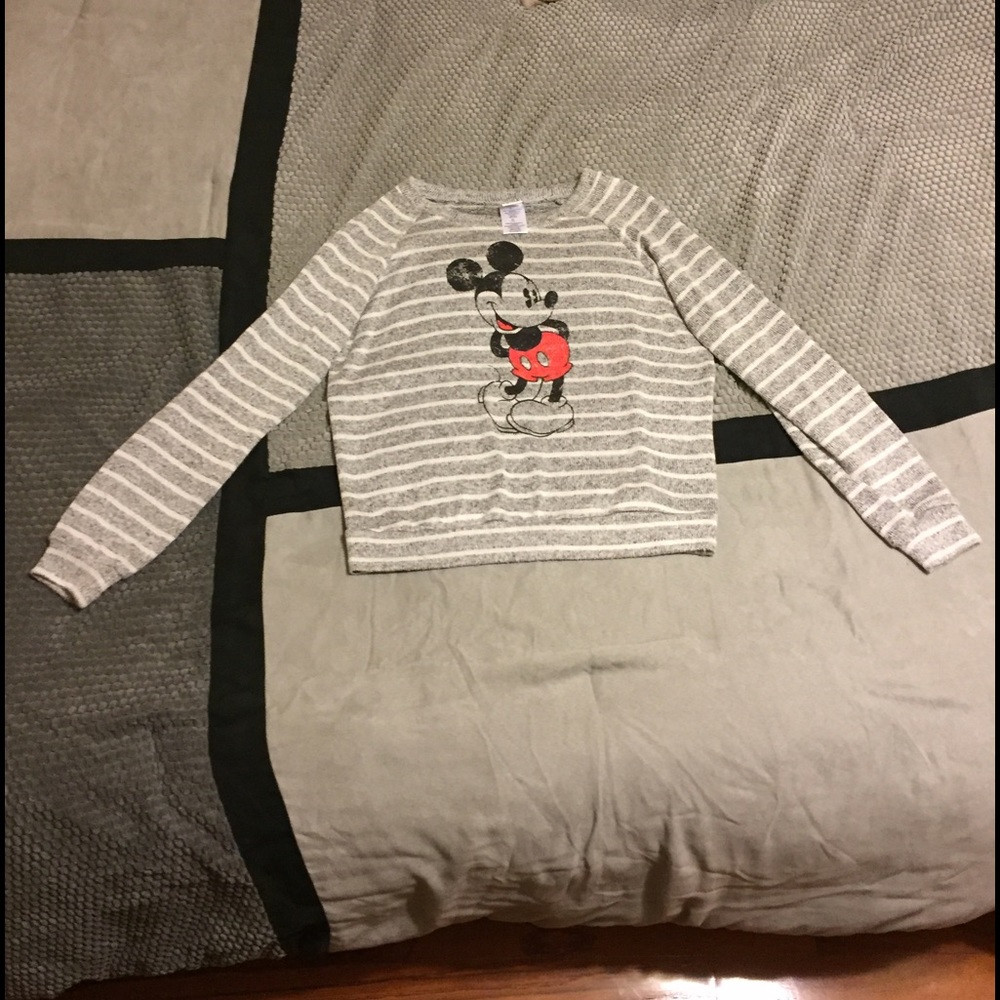 🎇DISNEY🎇 Mickey Mouse sweater size XL