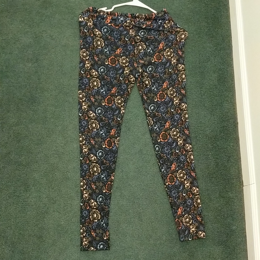 LuLaRoe leggings OS. Unicorn!