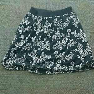 RESERVED for kamarie94!!! Joe b skirt