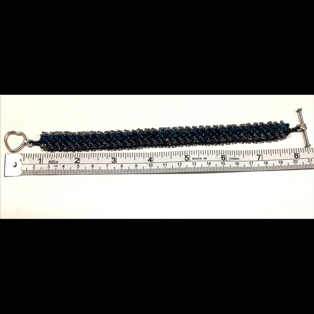 Handcrafted bracelet - Picture 3 of 3