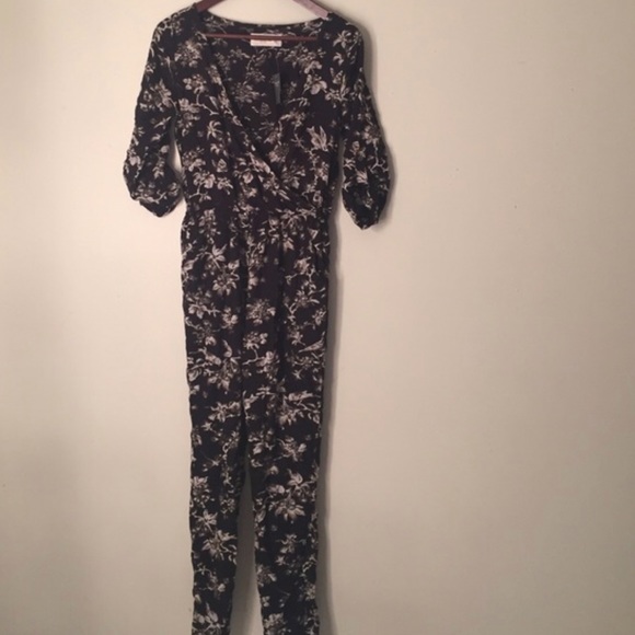 Abercrombie & Fitch Other - Abercrombie & Fitch jumpsuit
