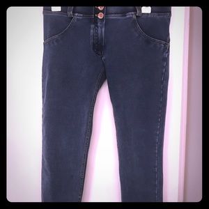 Freddy's jeans! Brand new. Ankle length