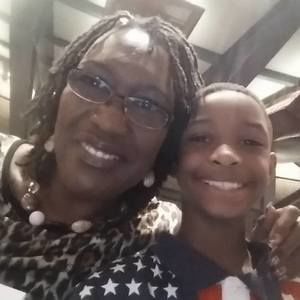 Meet your Posher, Evangelist linda