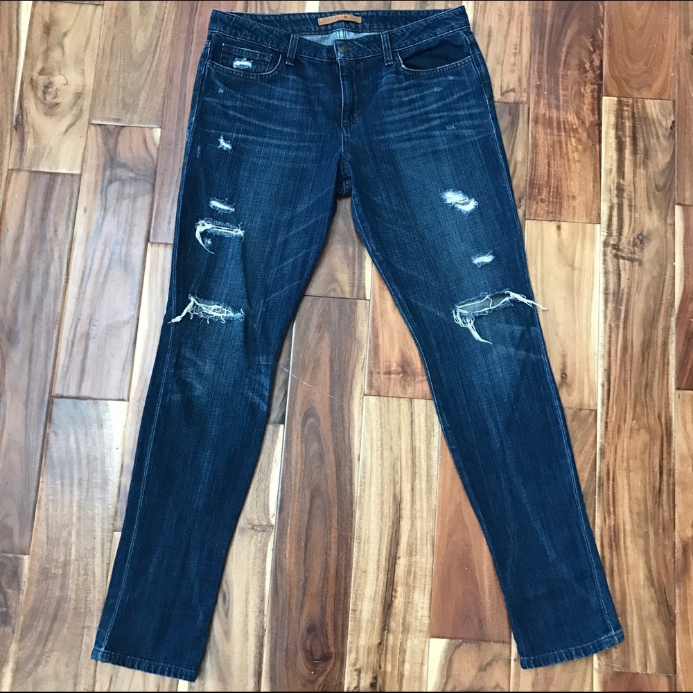 👖✨SALE!!✨👖Joe's Jeans Distressed Skinny Jeans!