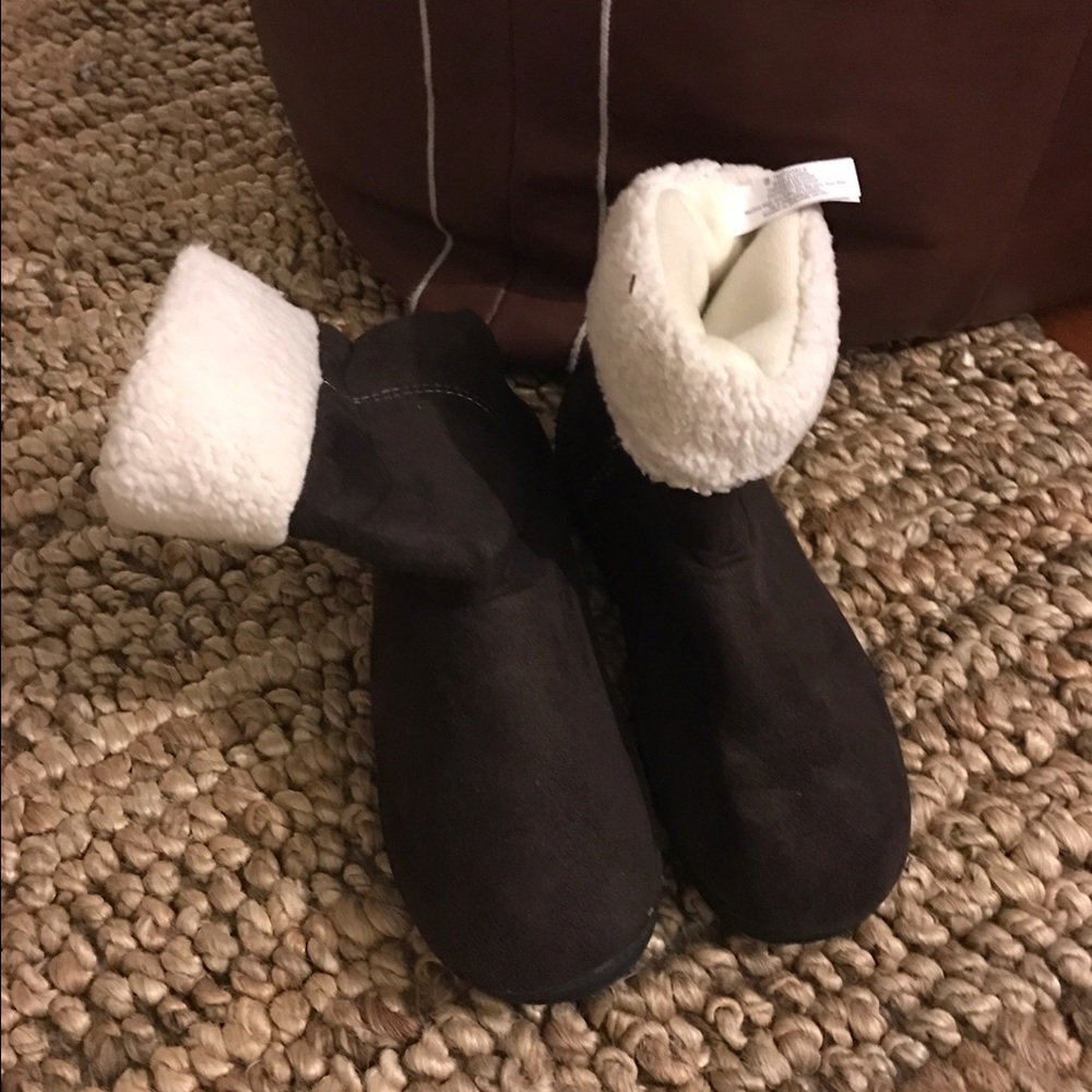 Tote slippers