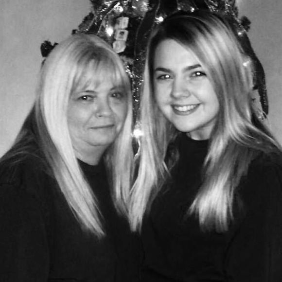 Meet your Posher, Kathy - Picture 1 of 1