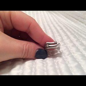 Diamond and 14k white gold ring