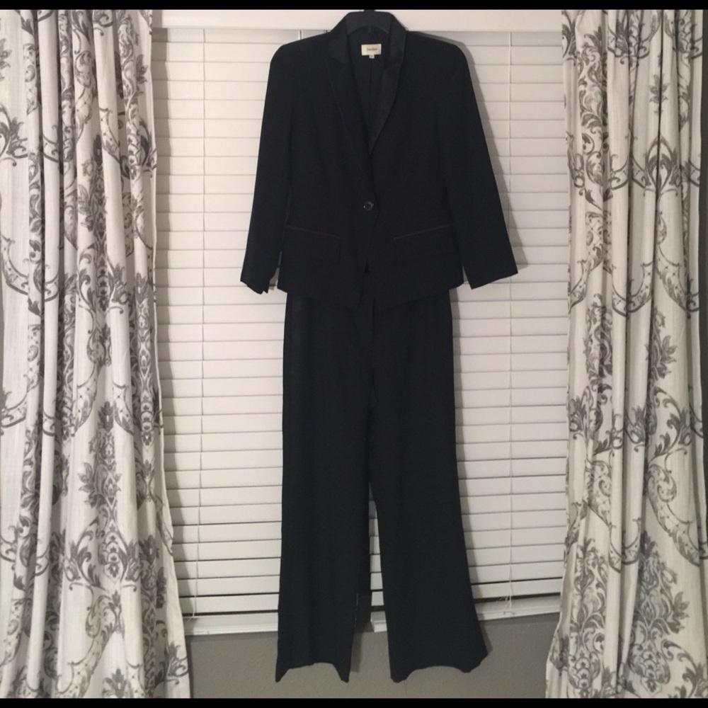 Neiman Marcus Women's Suit