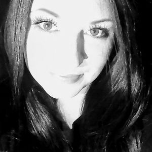 Meet your Posher, Selena