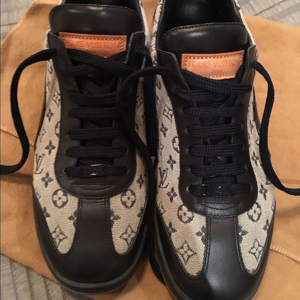 Louis Vuitton Sneakers