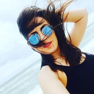 Meet your Posher, Sally