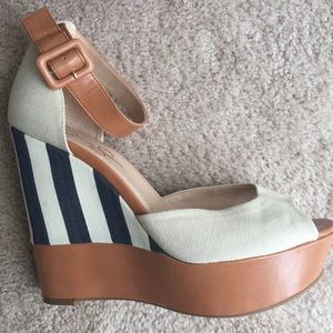 Jessica Simpson Wedges