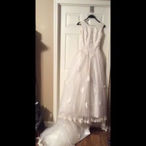 FINAL MARKDOWN! Wedding gown
