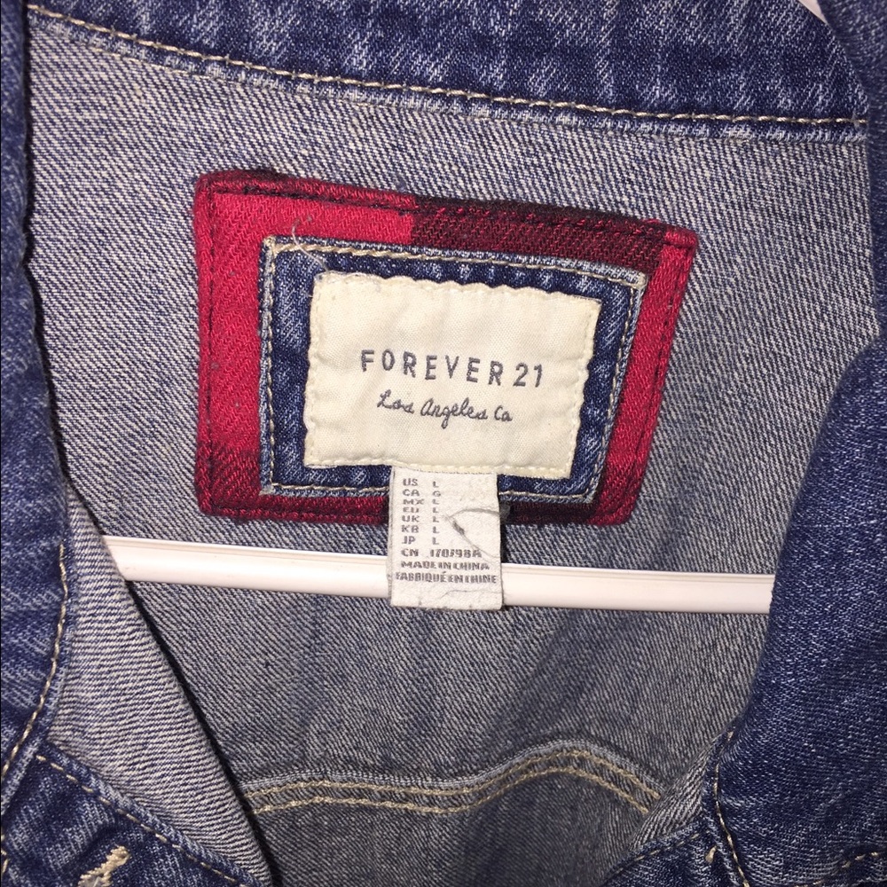 Forever 21 jean jacket - Picture 3 of 3