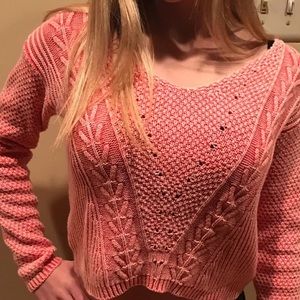 ADORABLE CROPPED SWEATER SIZE S