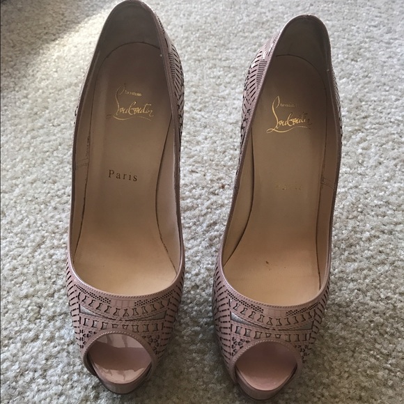 Authentic Christian louboutins. Worn once! - Picture 3 of 6