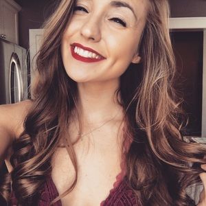 Meet your Posher, Shannon