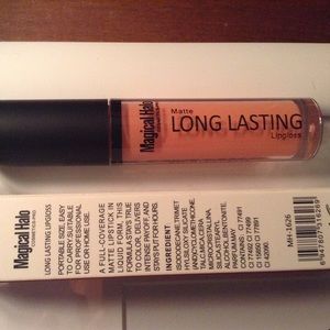❌ Traded ❌ Magical Halo long lasting matte