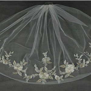 Sheer Ivory Bridal Veil w/ Floral Embroidery