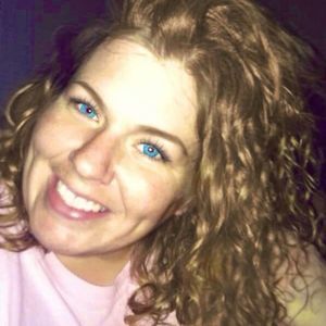 Meet your Posher, Hayley