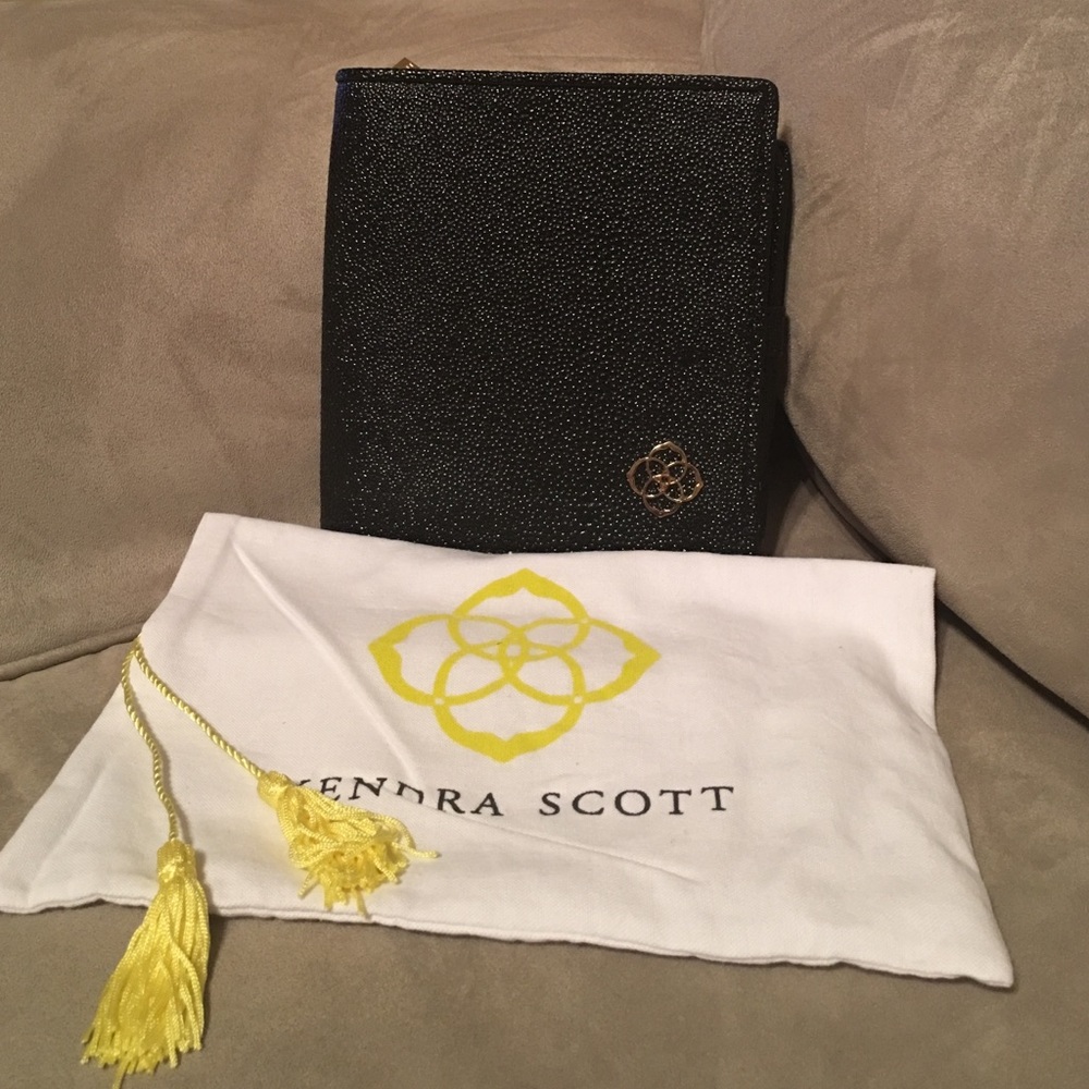 Kendra Scott Black Travel Jewelry Organizer