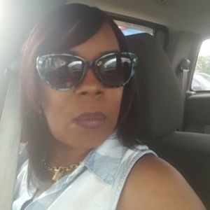 Meet your Posher, Rhonda