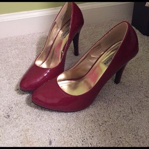 Steve Madden red heels