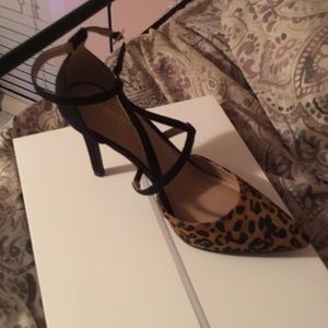 Size 7 Cheetah print heels