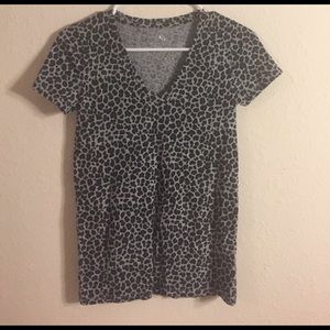 Leopard print t