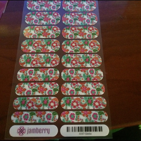 Out of print! "Siesta" Jamberry! Full sheet! - Picture 2 of 3