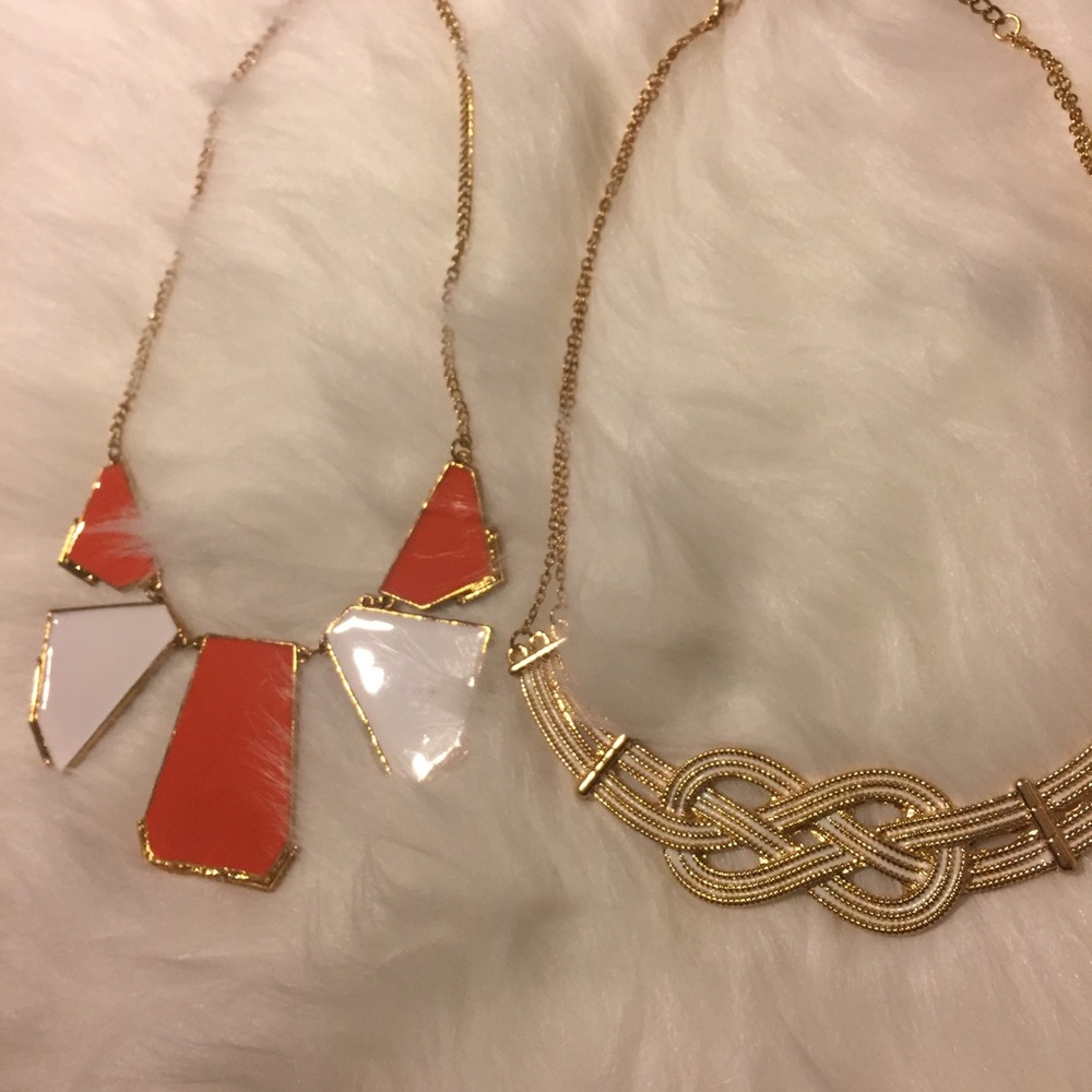 2 necklaces - Picture 2 of 4
