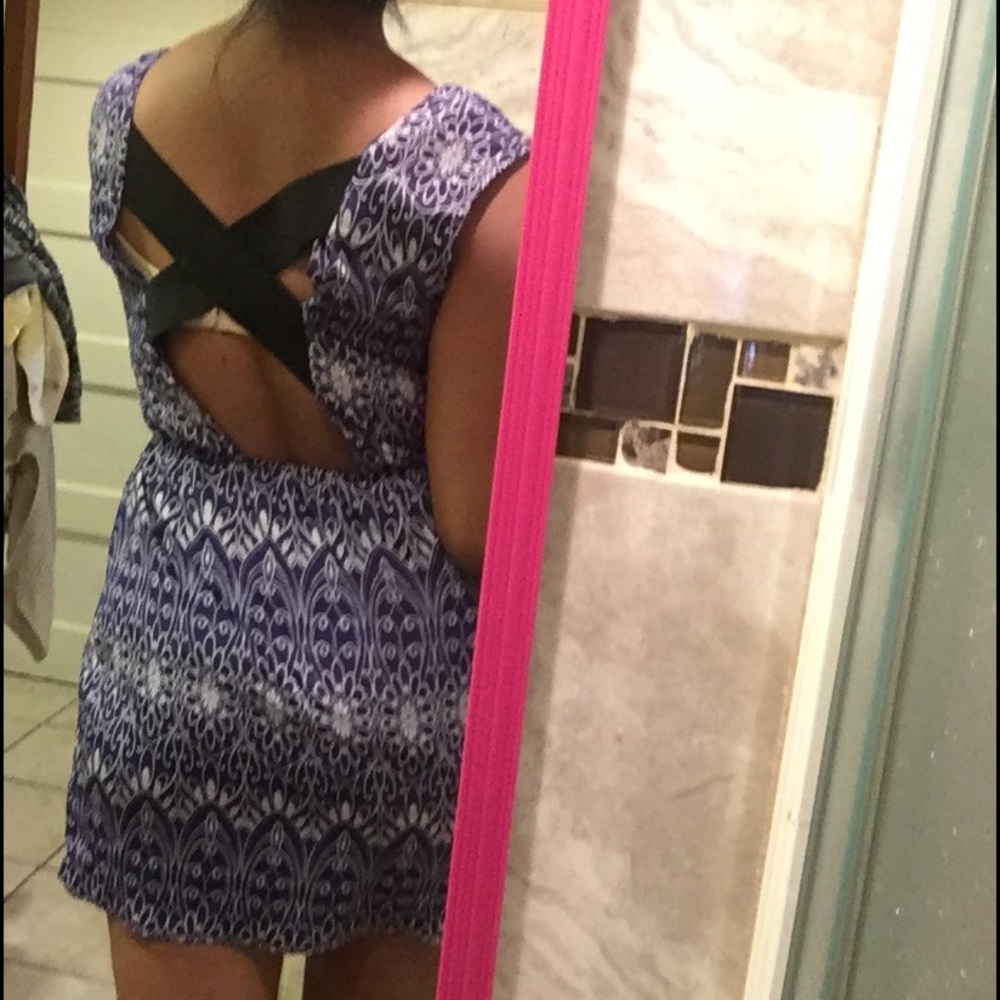 Dress obey