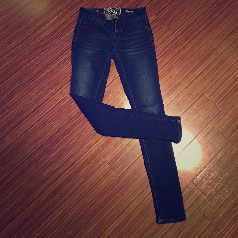 Dark blue jeggings