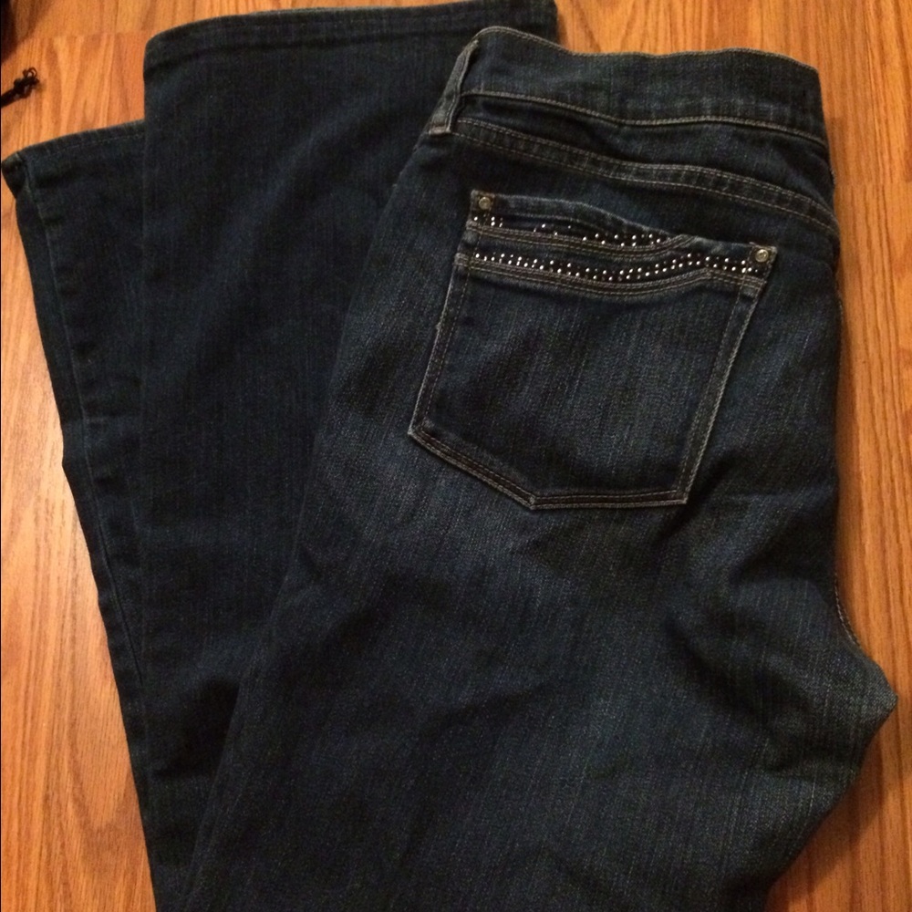 White House Black Market Jeans size 8R
