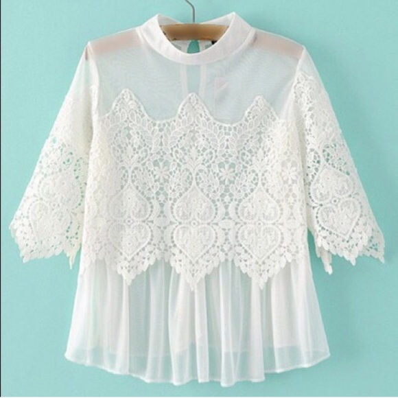 ROMWE Tops - PRETTY Layered lace blouse, sz Small, NWOT, Romwe