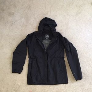 North Face Girls Waterproof Jacket, Black