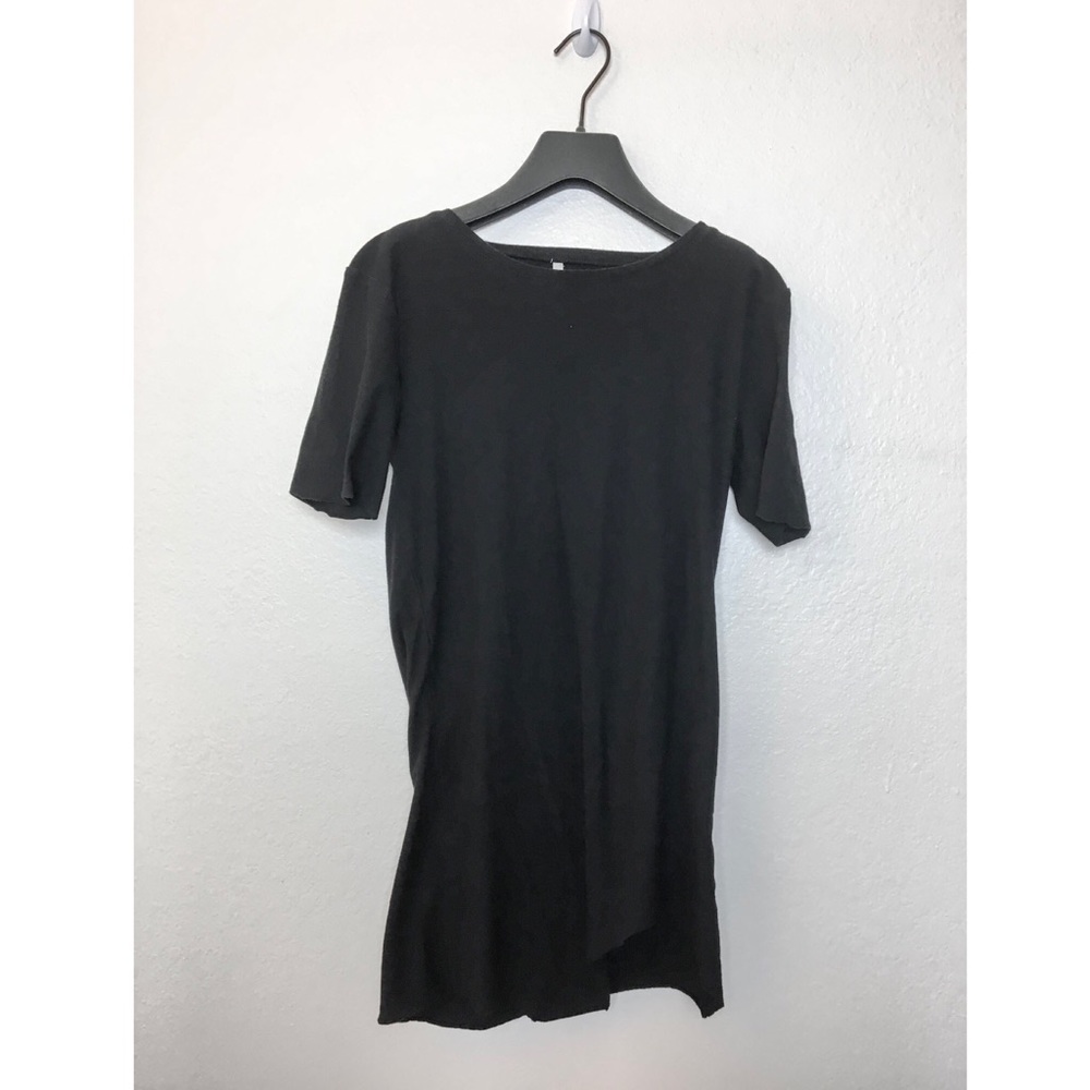 Asymmetric Hem Long T-Shirt
