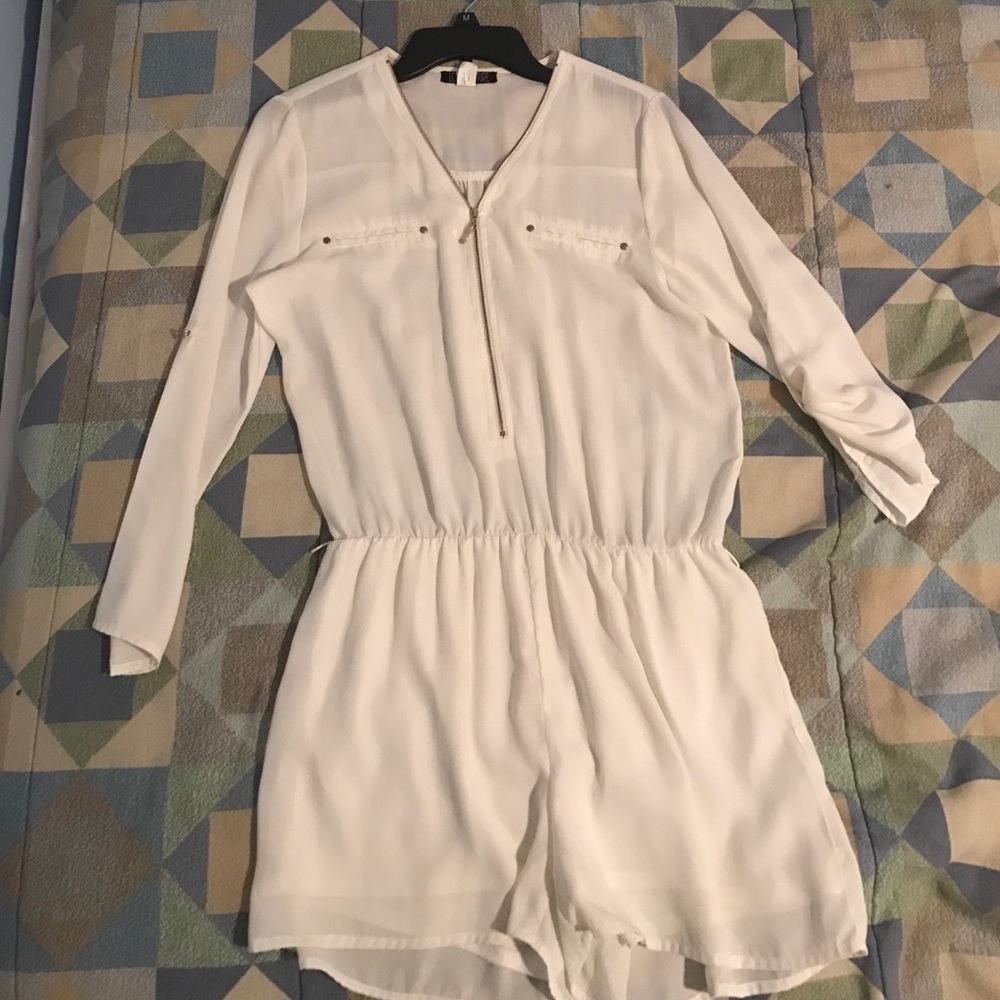 White classy Romper