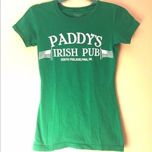 🍀Alway's Sunny Paddy's Pub Shirt🍀