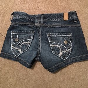 NWOT Maurice's short jean shorts size 1/2