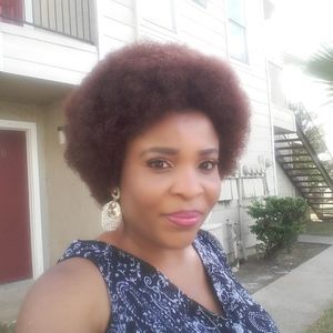 Meet your Posher, Leezbet