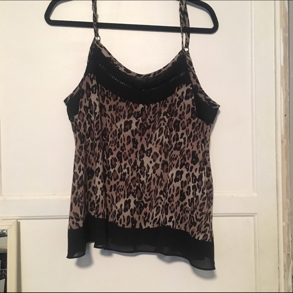 Final price drop Torrid animal print spaghetti top