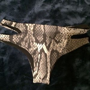 X SET SOLD XSan Lorenzo Onyx Bottoms