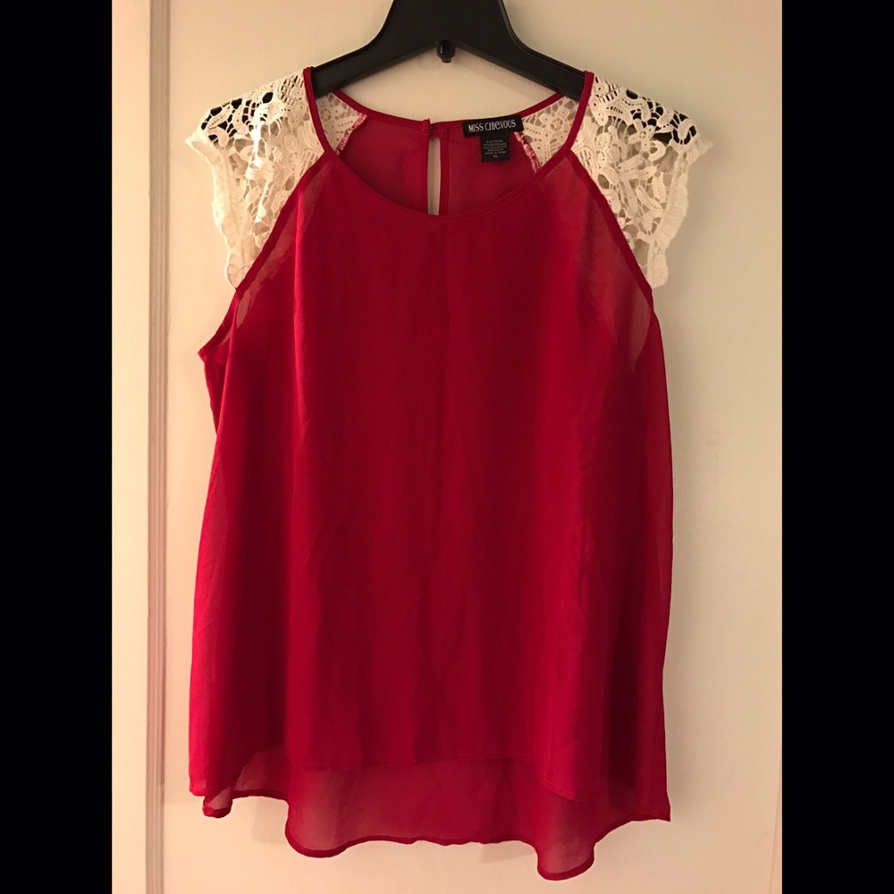 Lace cap sleeve top