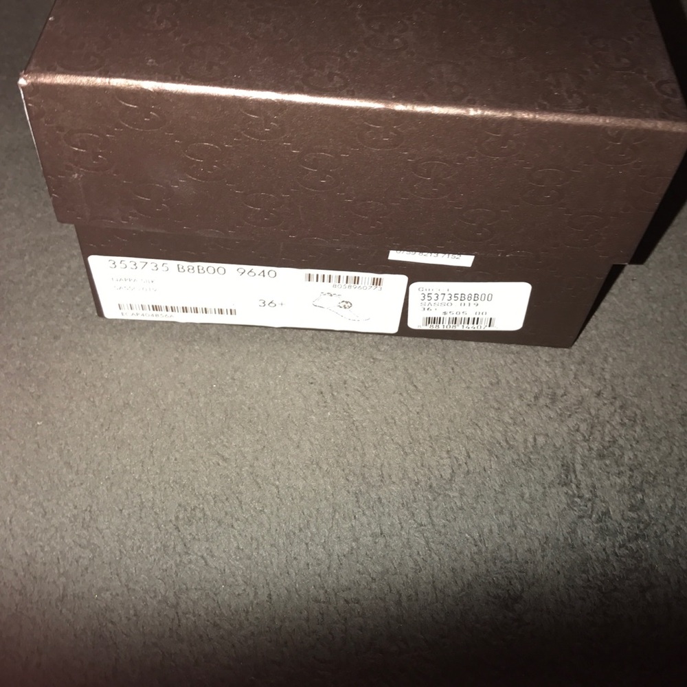 Box - Picture 4 of 4