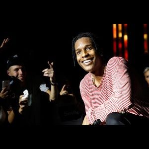 Meet your Posher, Adrian