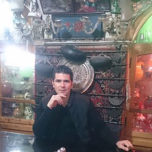 Meet your Posher, Behrooz