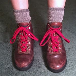 🏕 Vintage Vasque Skywalk Hiking Boots 🏕