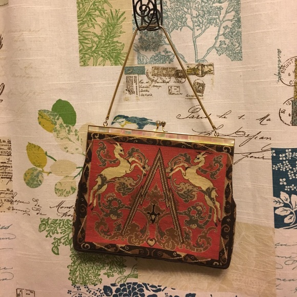 Handbags - Vintage purse